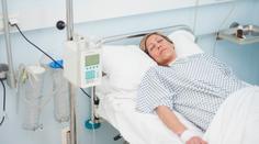 Žena se probudila z kómatu po 27 letech. Slyšela, jak se její syn hádá