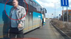VIDEO: Řidič autobusu ji vytlačil ze silnice, pak se do ženy pustil!