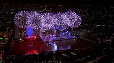 Svět vítal nový rok: Ohňostroje rozzářily Koloseum i Big Ben