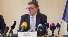 Opozici vadí tajnosti kolem rozpočtu. Stanjurovo ministerstvo je pod palbou kritiky