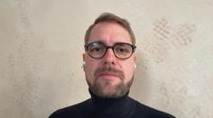 Progresivní zdanění poškozuje ekonomiku, tvrdí politik