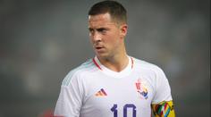 FIFA zakázala Belgičanům venkovní dresy. Vadí jí nápis na límci
