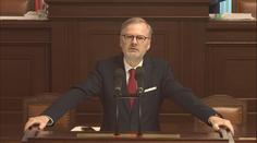 Poslanci řešili ceny energií. Masivní zdražení se nekoná, řekl Fiala
