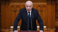 Maďarský prezident podepsal svůj konec. Mluví o útoku na demokracii