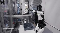 Velký Muskův podvod. Zdánlivě autonomní roboty ovládali lidé