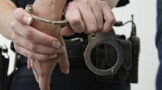 Romské útočníky, kteří v Chanově pobodali a vyhodili z okna policistu, už chytili!