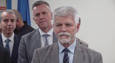Podání kompetenční žaloby prezidentem nemá v Česku obdoby. Vláda krok nechápe