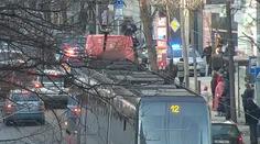 Najedu autem do lidí, chci se zabít, měl hrozit muž. Dopadli ho policisté