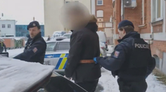 Na silvestra měl ukopat spícího muže. Mladíkovi hrozí i výjimečný trest