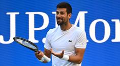Djokovič před US Open imitoval své soupeře, vystřelil si i z Kyrgiose