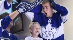 Věrný fanoušek Justin Bieber! Hokejovému týmu věnoval videoklip