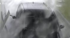 Výbuch na Svitavsku: Auto na plyn při tankování explodovalo. VIDEO