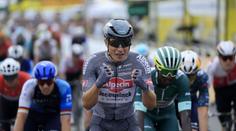 Nejdřív klid, pak napínavé finále. Desátou etapu Tour de France vyhrál Philipsen