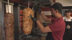 Češi si pochutnávají na jídle z celého světa. Navštěvují íránské i syrské restaurace