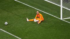 Argentinský gólman Caballero se nakazil virem, smějí se fanoušci!