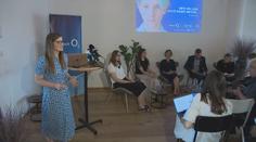 Dělají na internetu děti opravdu to, co říkají? Průzkum zmapoval jejich aktivitu na telefonu