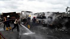 Při explozi cisterny v Nigérii zemřely desítky lidí