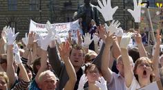 VLÁDA MUSÍ SKONČIT! Lidé v centru Prahy protestovali