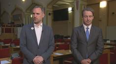 Odpovědnost nese primátor, míní po razii NCOZ někteří politici. Hřib vinu odmítá