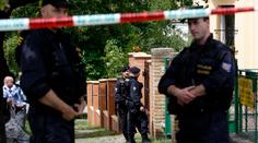 STŮJ, NEBO STŘELÍM: To už policisté možná říkat nebudou! DOCHÁZÍ JIM MUNICE!