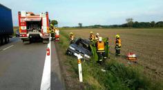Kamion zezadu smetl felicii. Řidička (†48) na místě zemřela