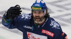 Jágr dal stý gól v extralize, Kladno ale padlo. Köhler dal čtyři góly, Vondrka tři