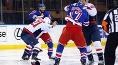 Rvačky i dojetí v NHL: Rangers se mstili, Oshie dal hattrick po smrti otce