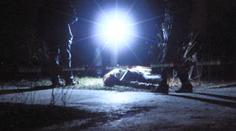 EXKLUZIVNÍ FOTO! Žena našla před domem ZASTŘELENÉHO MUŽE!