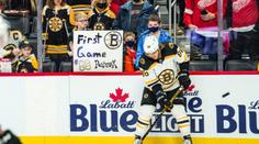 Formát Pastrňák: Chlapec navštívil svůj první zápas NHL. Čech mu věnoval dárek