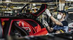 Toyota v Kolíně už zase vyrábí. Kvůli nedostatku čipů ale hrozí další výpadky