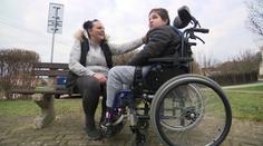 Míša je vážně nemocný, potřebuje stálou péči. Úřady mu přesto snížily příspěvek