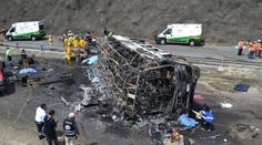 Obrovská tragédie v Mexiku: Při nehodě autobusu zemřelo 23 lidí!
