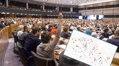 I vaši sousedé chtějí do Bruselu! MAPA kandidátů v eurovolbách