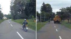 Motorkář blokoval sanitku jedoucí k pacientovi v bezvědomí! VIDEO