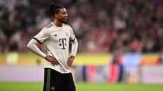 Hřejivý moment v Bundeslize. Hvězda Bayernu darovala fanouškovi mikinu