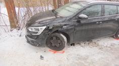 V Praze byla kvůli sněhu jedna nehoda za druhou. Na vině jsou i řidiči, tvrdí experti
