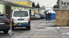 Muže v Klatovech ubodal přímo v jeho firmě. Policie má podezřelého