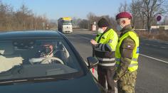 Policisté přitvrzují. Domlouvat řidičům nebudou, zvolí hned pokutu