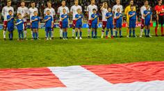 Koho porazili Slováci jen 3:0? Youtubera, prodavače či studenta