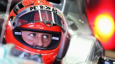 Schumacher boural v tréninku a přesedlal na koloběžku
