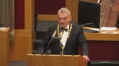 Bohuslav Svoboda se stal primátorem Prahy. Od voleb uběhlo téměř pět měsíců