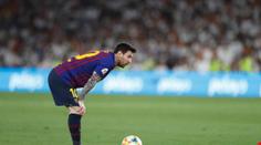 Messi vše dělá pro rychlý návrat po zranění, takhle tvrdě maká v písku!