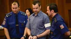 Nechutné: Monika přísahala na SMRT Klárky, že je věrná!
