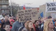 Slováci protestují proti 'ruskému zákonu'. Fico chce informace o neziskovkách