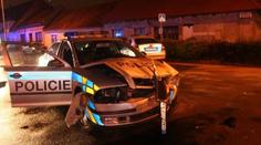 Ozbrojenec ve Vyškově unesl expřítelkyni a zběsile ujížděl před policií!
