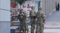 Obří krize v USA. Vojáci přišli o peníze, Pentagon dostal tajemný dar