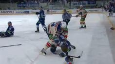 VIDEO: Šílenec Arťuchin zase běsnil. Bezdůvodně zmasakroval soupeře