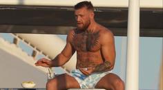 Předpokládám, že uvidíme McGregora v kleci příští rok, říká šéf UFC White