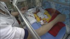Zavřená porodnice v Trutnově nebude dostupná ani v září. Lékařů je málo