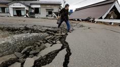 Japonskem otřáslo silné zemětřesení, tisíce lidí evakuovali